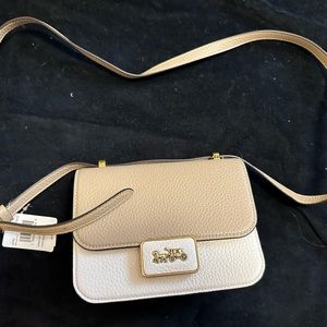 Brand new woman coach purse